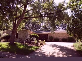 1402 Chanterelle Dr, Fort Wayne, IN 46845