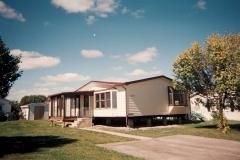 2295 hiddenveiw, Newport, MI 48166
