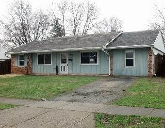1021 White Pine St, New Carlisle, OH 45344