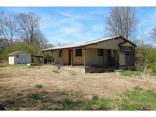155 W E King Road, Commerce, GA 30529