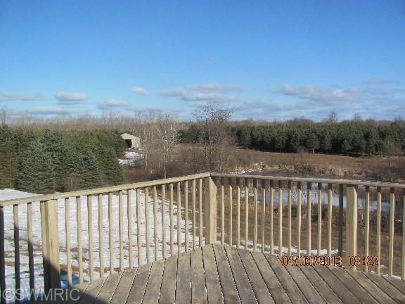 5300 E Millerton Rd, Fountain, MI 49410