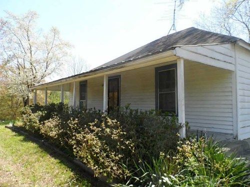 1018 Arnold Mill Road, Woodstock, GA 30188