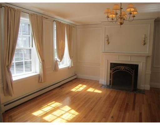 West Hill Pl #1, Boston, MA 02114