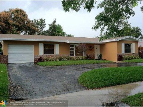 7431 ARTHUR ST, Hollywood, FL 33024