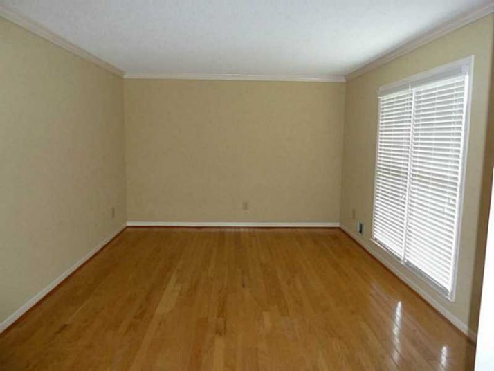 2221 Soaring Lane, Lawrenceville, GA 30044