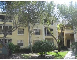 2831 N Oakland Forest D #113, Fort Lauderdale, FL 33309