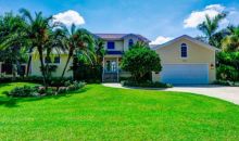 1390 HARBOR DR Sarasota, FL 34239