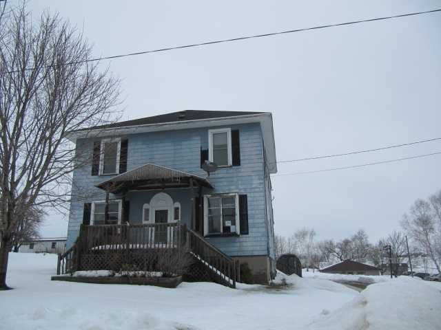 1424 Main St, Kellnersville, WI 54215