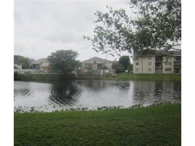 8460 Sw 154th Circle Ct Apt 115, Miami, FL 33193