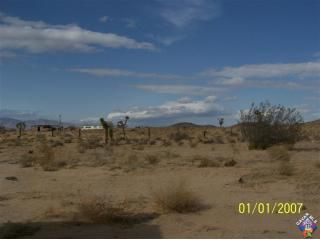 1665 Balboa Ave, Mojave, CA 93501