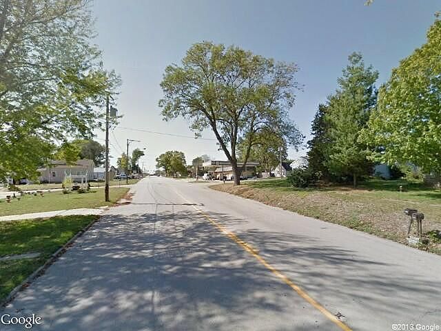 E Blackhawk Dr, Byron, IL 61010