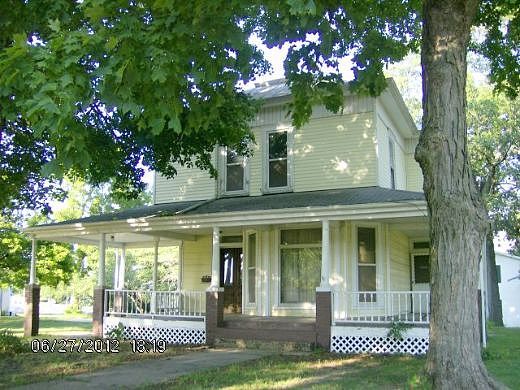 Maple, Rossville, IL 60963