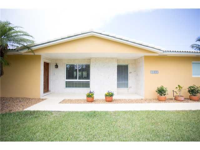 9811 SW 132 TE, Miami, FL 33176