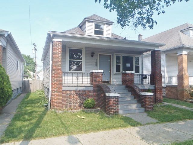 11686 Klinger St, Hamtramck, MI 48212