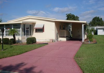 1435 Lake Drive, Grand Island, FL 32735