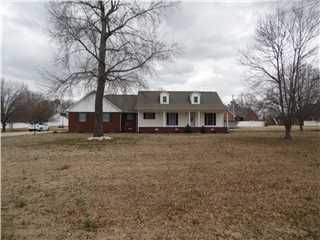 6040 County Road 33, Killen, AL 35645