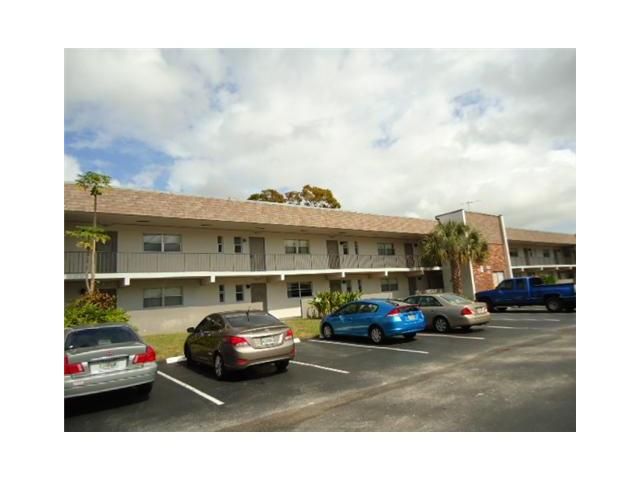 8051 COLONY CR # 206, Fort Lauderdale, FL 33321