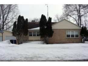 1414 Oak St, Oshkosh, WI 54901