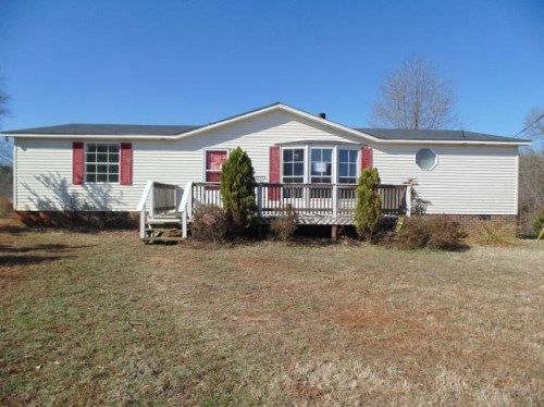 140 Rebel Dr, Mooresboro, NC 28114