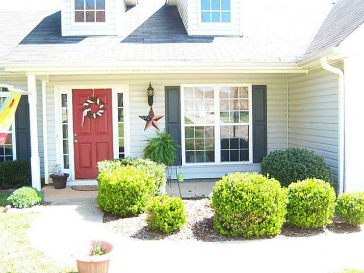 215 Windfield Ridge Drive, Mount Airy, GA 30563