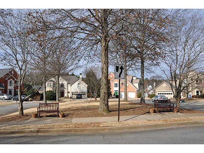 2563 Saddletree Way Ne, Marietta, GA 30062