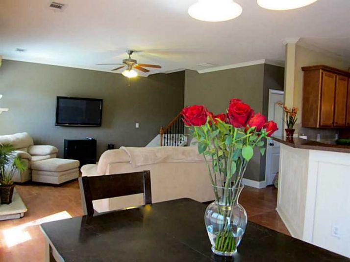 1421 Still Ridge Lane, Lawrenceville, GA 30045