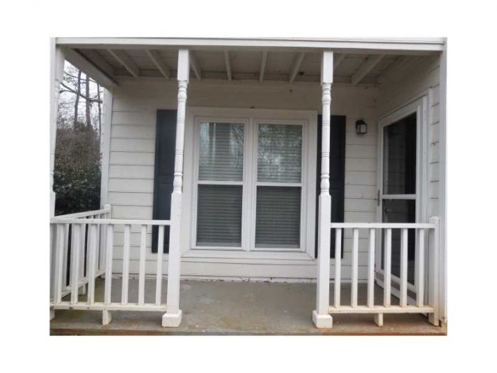 1123 Realm Lane, Lawrenceville, GA 30044