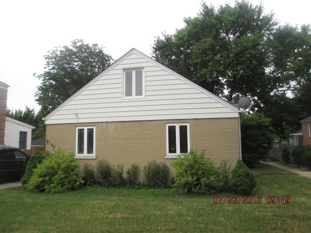 9125 Burlington Ave, Brookfield, IL 60513