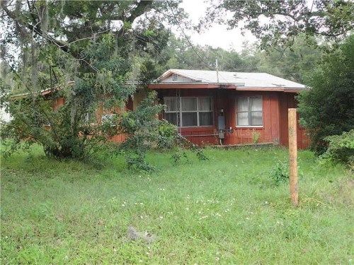 1St, Geneva, FL 32732