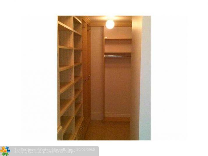 3101 OCEAN DRIVE # 2801, Hollywood, FL 33019