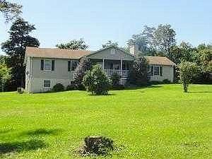 Virginia Pines, Huntly, VA 22640