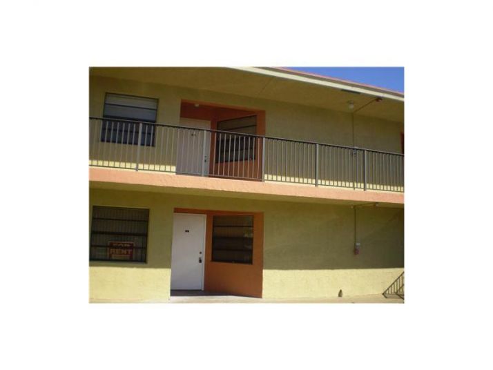 4168 LAKESIDE DR # 4168, Fort Lauderdale, FL 33319