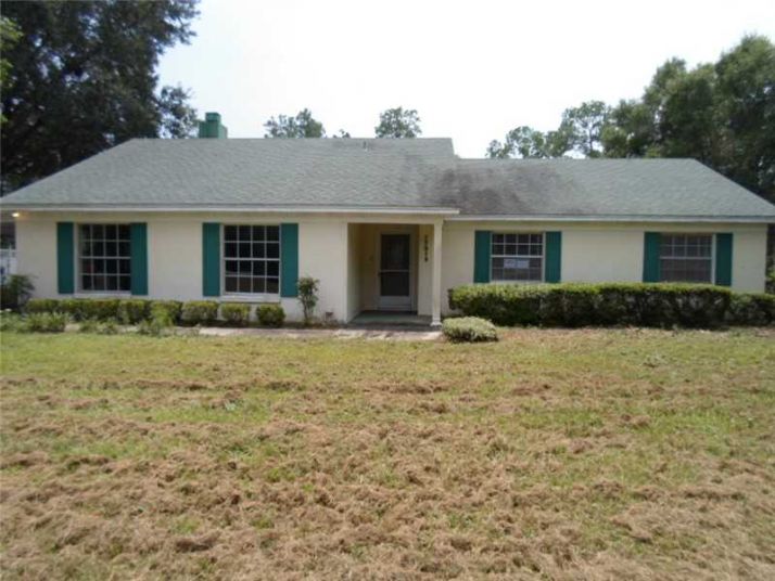 17318 East Rd, Umatilla, FL 32784