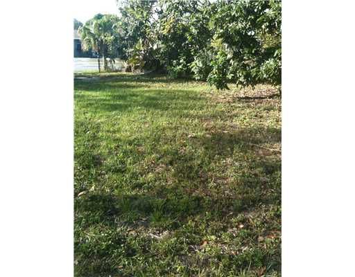 429 SW 17 TE, Homestead, FL 33030