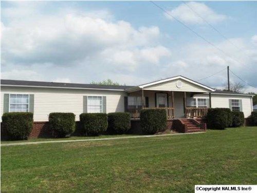 43 Oakridge Lane, Hartselle, AL 35640