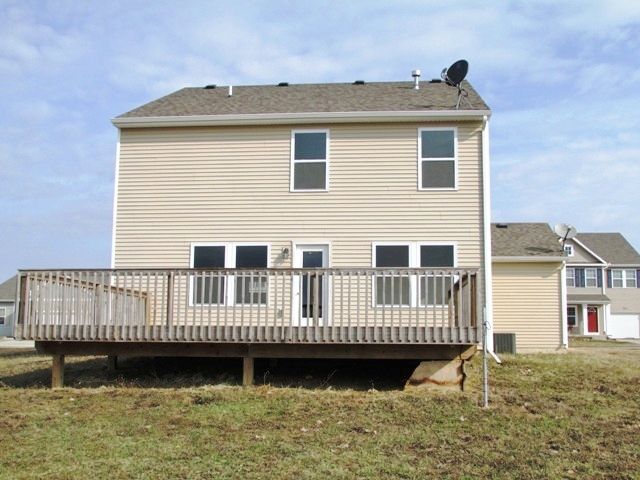 157 Lake Ridge Dr, Mason, MI 48854