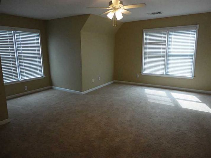 5201 Camden Lake Parkway, Acworth, GA 30101