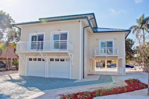 122 Harbor Dr, Tavernier, FL 33070
