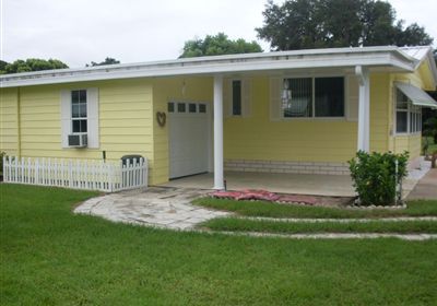 2710 Grand Traverse Circle, Grand Island, FL 32735