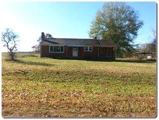 2028 Staley Store Rd, Liberty, NC 27298