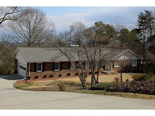 108 Victory Court, Calhoun, GA 30701