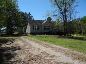 200 Pembroke Court, Wendell, NC 27591