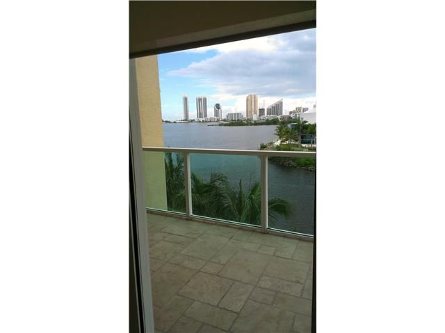 3330 NE 190 ST # 415, Miami, FL 33180