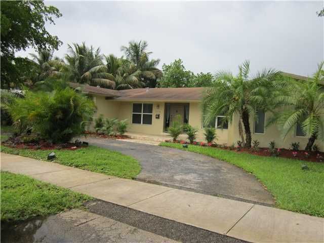 2110 NE 203 TE, Miami, FL 33179