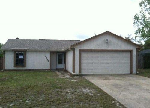 2901 Bedford St, Deltona, FL 32738