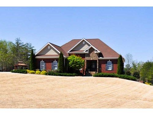 180 Sterling Hills Drive, Clarkesville, GA 30523