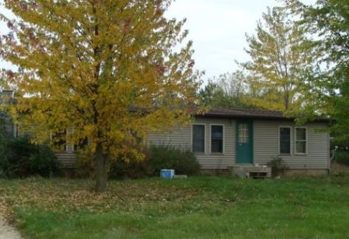 5700 North Vincent Road, Elsie, MI 48831