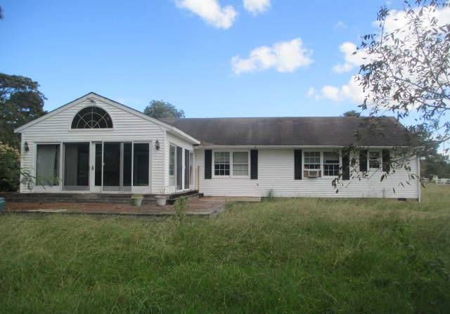 106 Kayak Road, Mathews, VA 23109