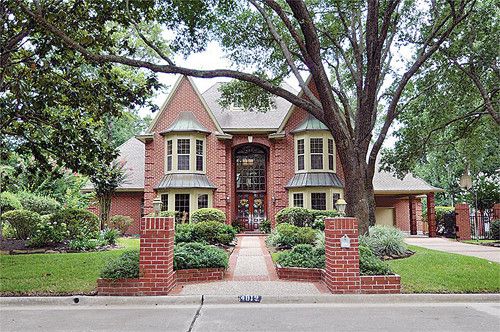 4619 BREEZY POINT DR, Kingwood, TX 77345