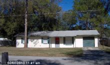 624 John St Lake Helen, FL 32744